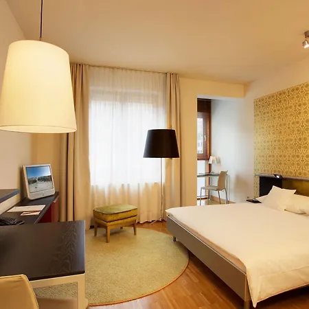 Townhouse 4*