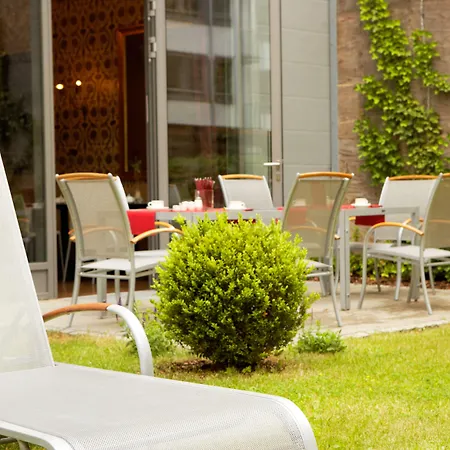 Townhouse Aparthotel