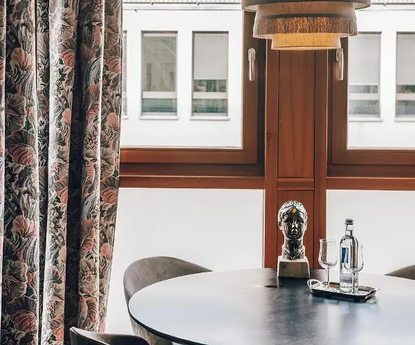 Townhouse Apart-hotel 4*