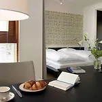 Townhouse Aparthotel 4*