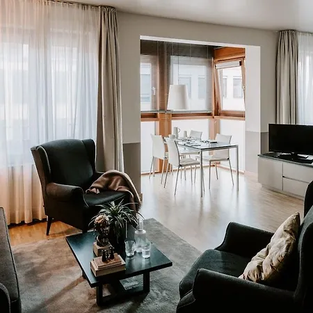 Townhouse Ξενοδοχείο με διαμερίσματα 4*