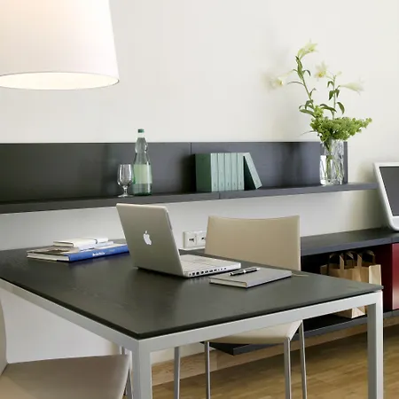 Hotel apartamentowy Townhouse 4*