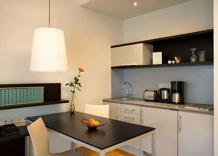 Aparthotel Townhouse 4*